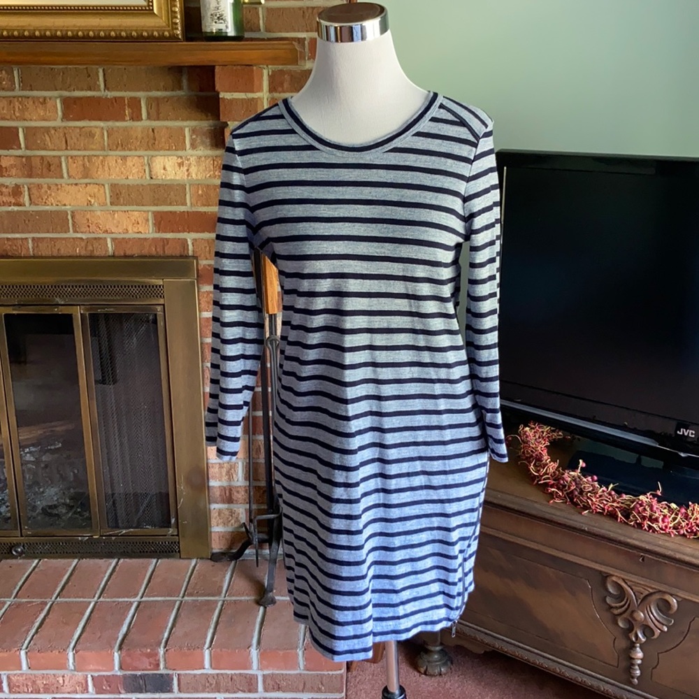 J. Crew long sleeve dress size small S stripes